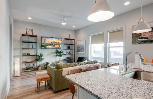 Talbot's Corner Casa | East Nash Lux - 13 Beds & City Views