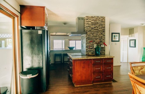 Punaluu Casa | East Oahu Oceanfront Estate