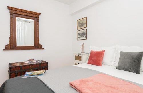 Dugis Apartamento | EAST SIDE deluxe suite