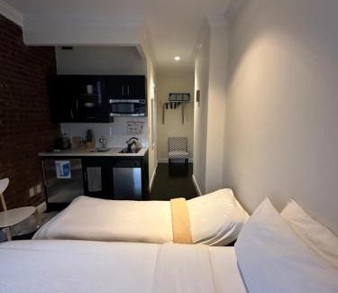Ukrainian Village Hotel | East Village Hotel