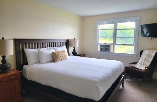 Tenants Harbor Hotel | East Wind Inn & Suites