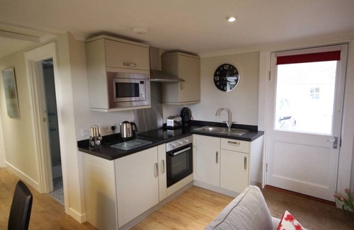 Nairn Casa | Easter Arr Courtyard Apartment, Lethen, Nairn