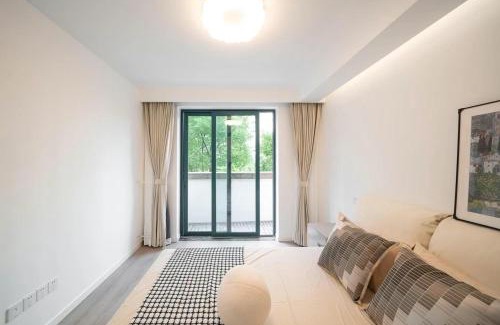 Changning Apartamento | Eastern Hub - Zhongshan Park Branch Kaixin Haoyuan Subway 100 meters away bustling commercial area