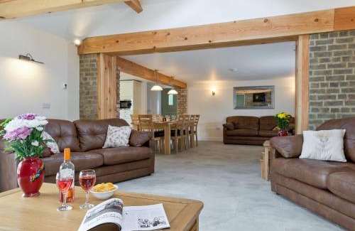 East Barkwith Casa | Eastlands Barn