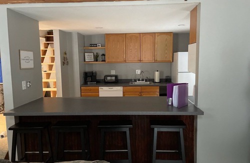 Grantham Casa | Eastman Home Sleeps 18 on Golf Course, Beach Access in Ski Country