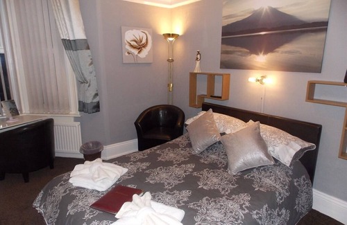 Roundham Casa | Easton Court