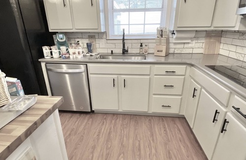 Nashville Casa | Easy access~3BR/ 3 baths FAST Access to downtown minutes from Nashville airport