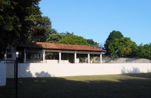 Salto de Pirapora Cabaña | Acceso e instalaciones Fácil se alinean para el descanso