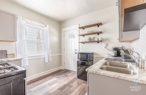 Old Brooklyn Apartamento | Easy Access to Downtown | Smart TV, WiFi & Parking