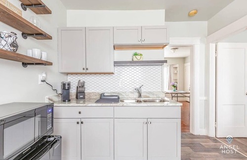 Old Brooklyn Apartamento | Easy Access to Downtown | Smart TV, WiFi & Parking