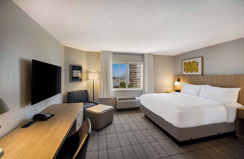 Exchange Place North Hotel | Easy Access to Local Attractions! Unit w/ Full Kitchen, On-site Parking!