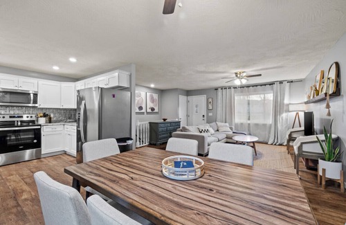 Doling Casa | Easy access to the interstate and all that Springfield has to offer.