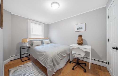 Columbus Park - Andrew Square Apartamento | Easy Commute South Boston 4BR 1BH Apt