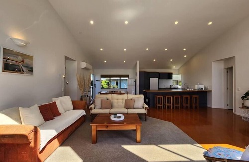 Hahei Casa | Easy Days Hahei on Cathedral Court, Easy Days Hahei on Cathedral Court