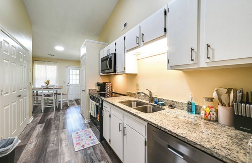 Greenville Casa | Easy ECU Access: Modern Home w/Patio!