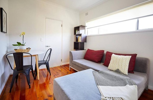 Ashfield Apartamento | Easy Esperanza - Compact Indoor-outdoor Living