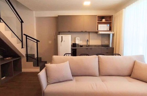 Alto da Gloria Apartamento | Easy Life Campos Salles by Xtay