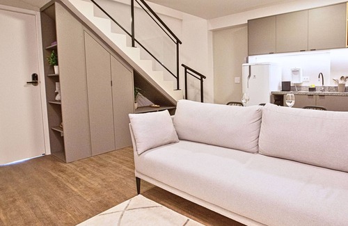 Alto da Gloria Apartamento | Easy Life Campos Salles by Xtay