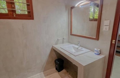 Thiranagama Hotel | Easy Living - Hikkaduwa
