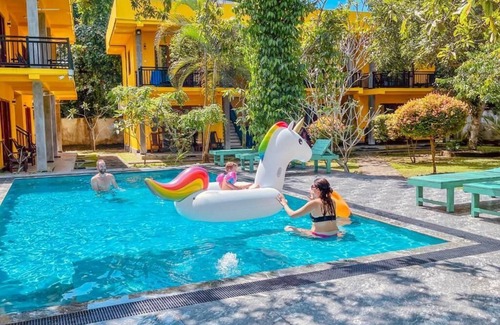 Thiranagama Hotel | Easy Living - Hikkaduwa