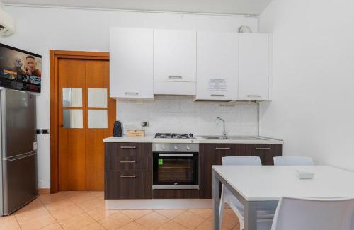 Cinisello Balsamo Apartamento | Easy Parking - Air Conditioning - Balcony - Quiet