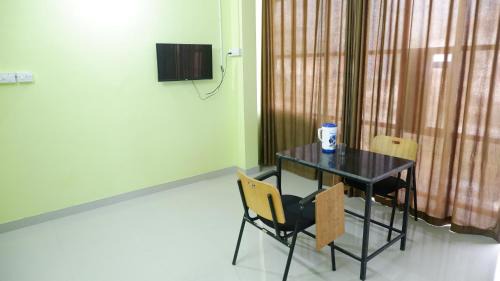Kozhikode Cabina | Easy Stay Eranhipalam