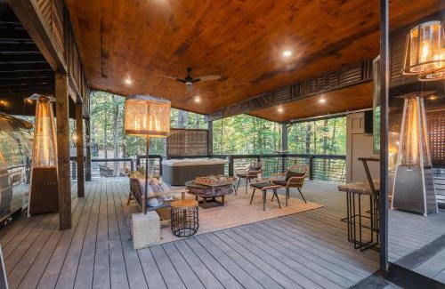 Cashes Valley Casa | Easy Tiger - Modern Elegance, Hot Tub, Outdoor Fire Table, Serene Forest Views - Blue Ridge, GA