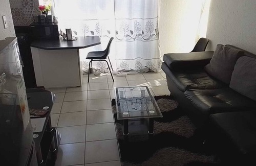Sandown Apartamento | Easy Walk To Mall Central Sandton Apartment