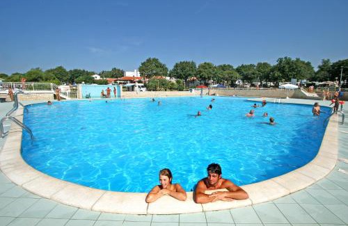 Cervar Porat Otro | Easyatent FKK Safari tent Ulika Naturist - clothes free