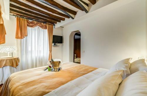 Rione V Ponte Casa | Easybnb - Luxury Navona
