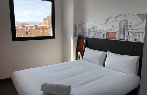 Explanada de la Estación Casa | easyHotel Málaga City Centre