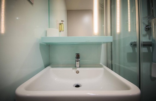 Northern Quarter Hotel | easyHotel Manchester