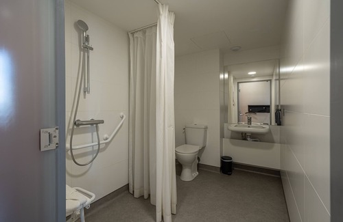 Aubervilliers Hotel | easyHotel Paris Nord Aubervilliers
