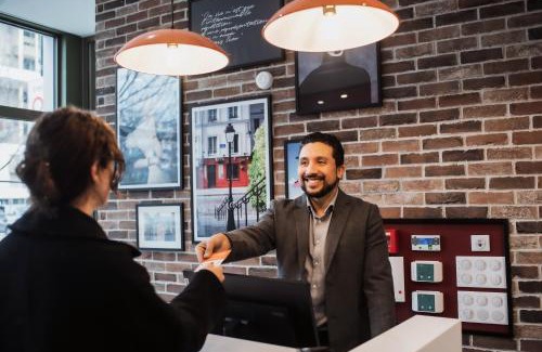 Aubervilliers Hotel | easyHotel Paris Nord Aubervilliers