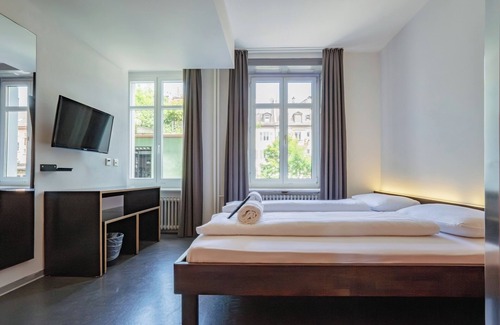 Langstrasse Hotel | easyHotel Zürich City Centre