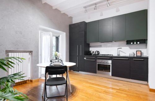 Magenta Apartamento | Easylife - Relax in intimo e silenzioso appartamento a due passi dal castello sforzesco
