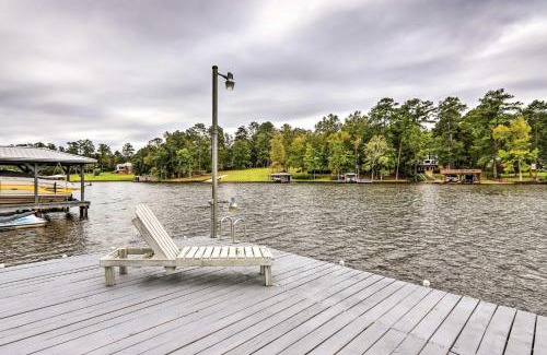 Milledgeville Casa | Eatonton Getaway on Lake Sinclair with Dock!