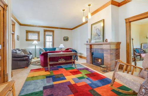 Eau Claire Casa | Eau Claire Retreat Close to Campus and Dtwn!