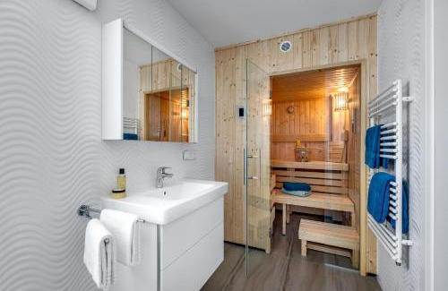 Kappeln Apartamento | Ebbe und Flut- direkt am Wasser, Hafenblick, Fahrstuhl, Sauna, ueberdachte Terrasse