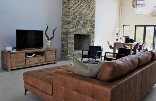 Buffelspruit Casa | Ebony House - Kruger National Park