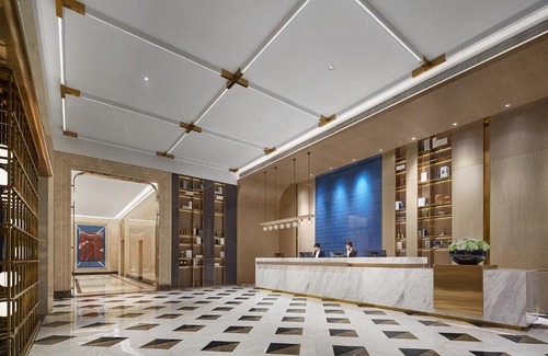 Haizhu Hotel | Echarm plus International Hotel Guangzhou Changgang Metro Station Branch - Free Shuttle Bus to Canton Fair Complex During Canton Fair Period