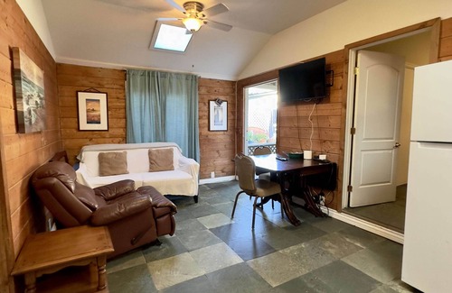 Mesa Verde Apartamento | Echo Cabin Retreat Costa Mesa, Newport, Cabin Feel