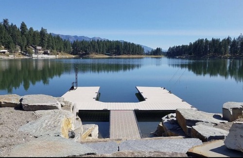 Bigfork Cabina | Echo Lake Montana Group Getaway