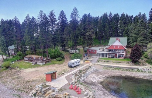 Bigfork Cabina | Echo Lake Montana Group Getaway