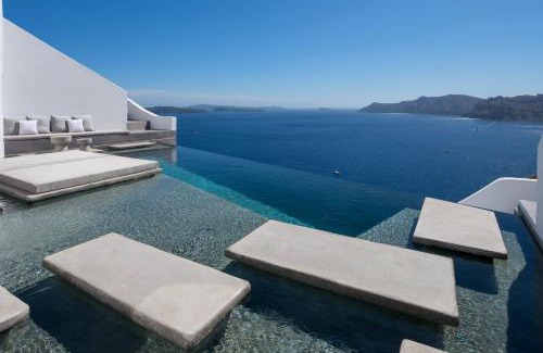Oia Hotel | Echoes Luxury Suites