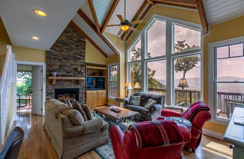 Banner Elk Casa | Echota Ridge Boulders