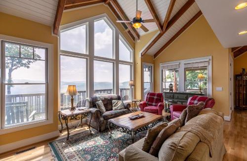 Banner Elk Casa | Echota Ridge Boulders