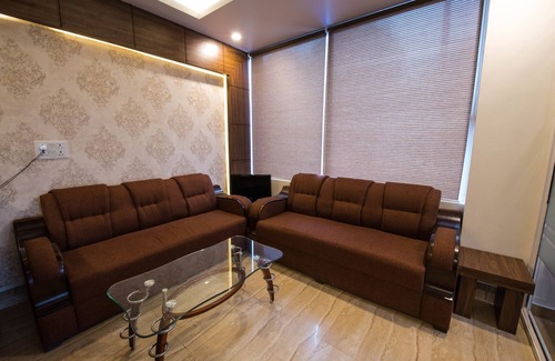 Gomti Nagar Hotel | Eclat Suites Mint Gomti Nagar