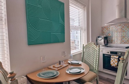 Montpellier Apartamento | Eclectic 1BD in the Heart of Cheltenham
