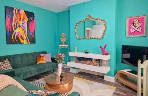 Montpellier Apartamento | Eclectic 1BD in the Heart of Cheltenham!